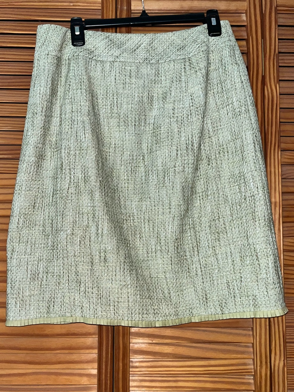 Ann Taylor Textured Green Size 8 A-Line Lined Skirt